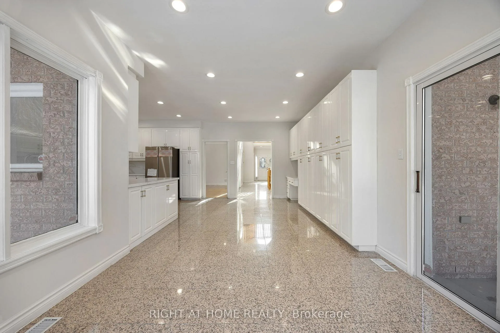Photo 17 of 12 Regal Court, Markham, Milliken Mills East — HOMEH