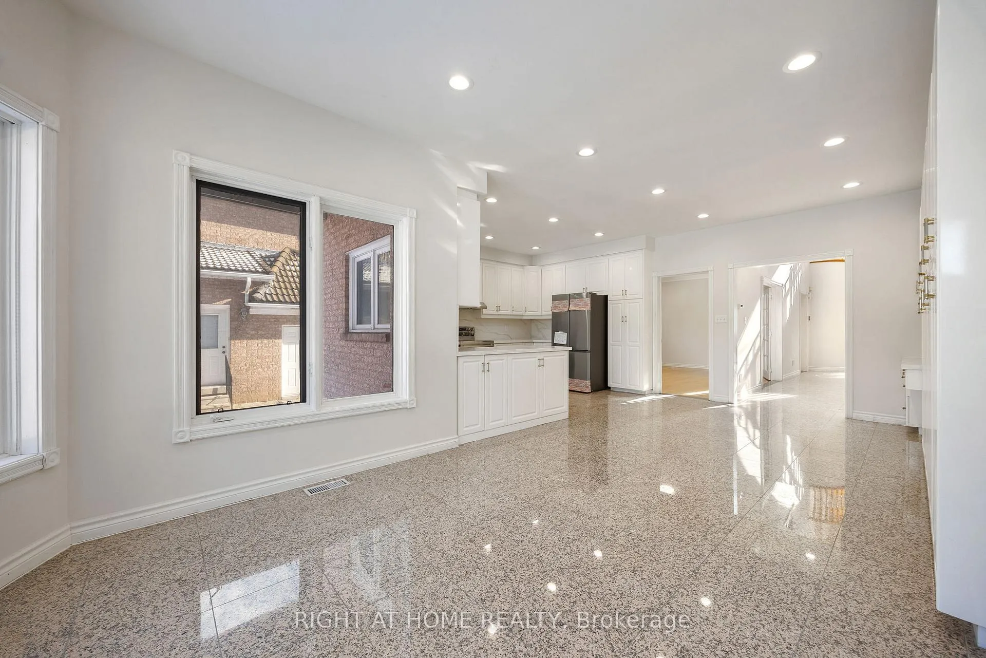 Photo 19 of 12 Regal Court, Markham, Milliken Mills East — HOMEH