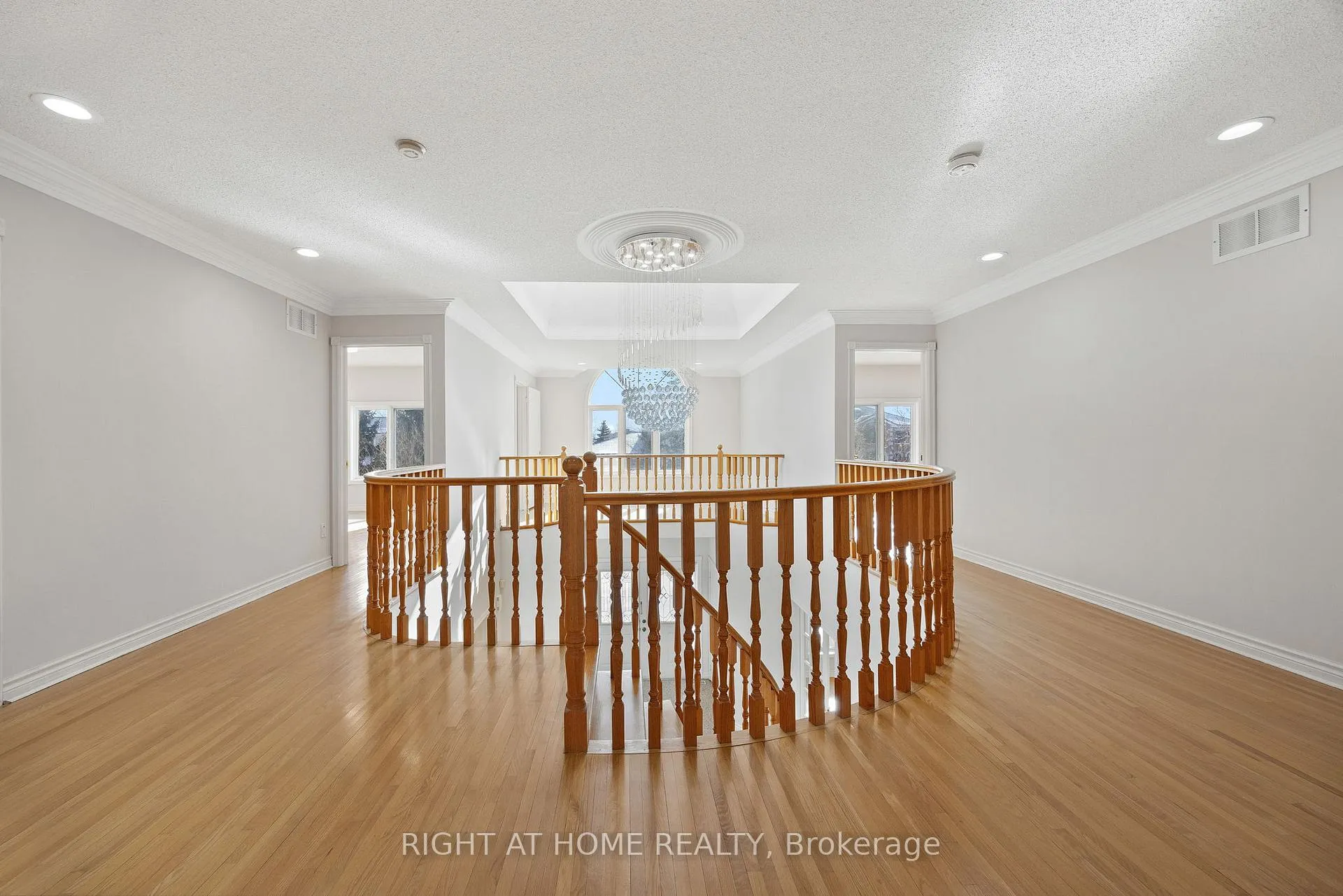 Photo 23 of 12 Regal Court, Markham, Milliken Mills East — HOMEH