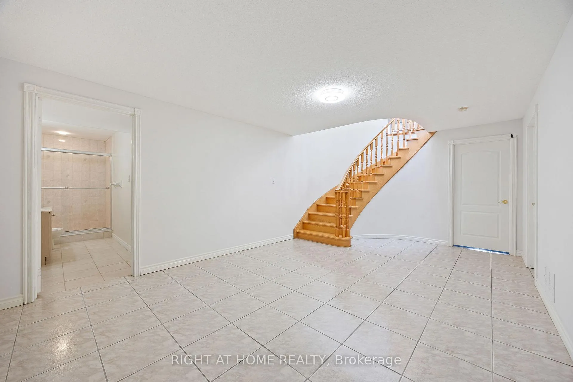 Photo 32 of 12 Regal Court, Markham, Milliken Mills East — HOMEH