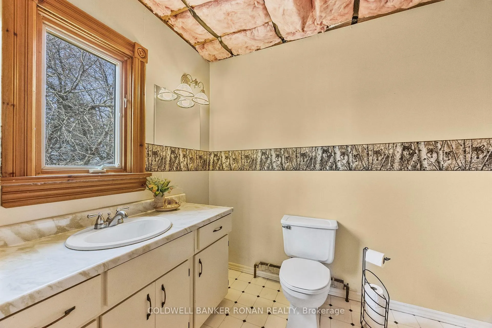 Photo 17 of 5118 Concession Rd 7 Sunnidale, Clearview, Rural Clearview — HOMEH