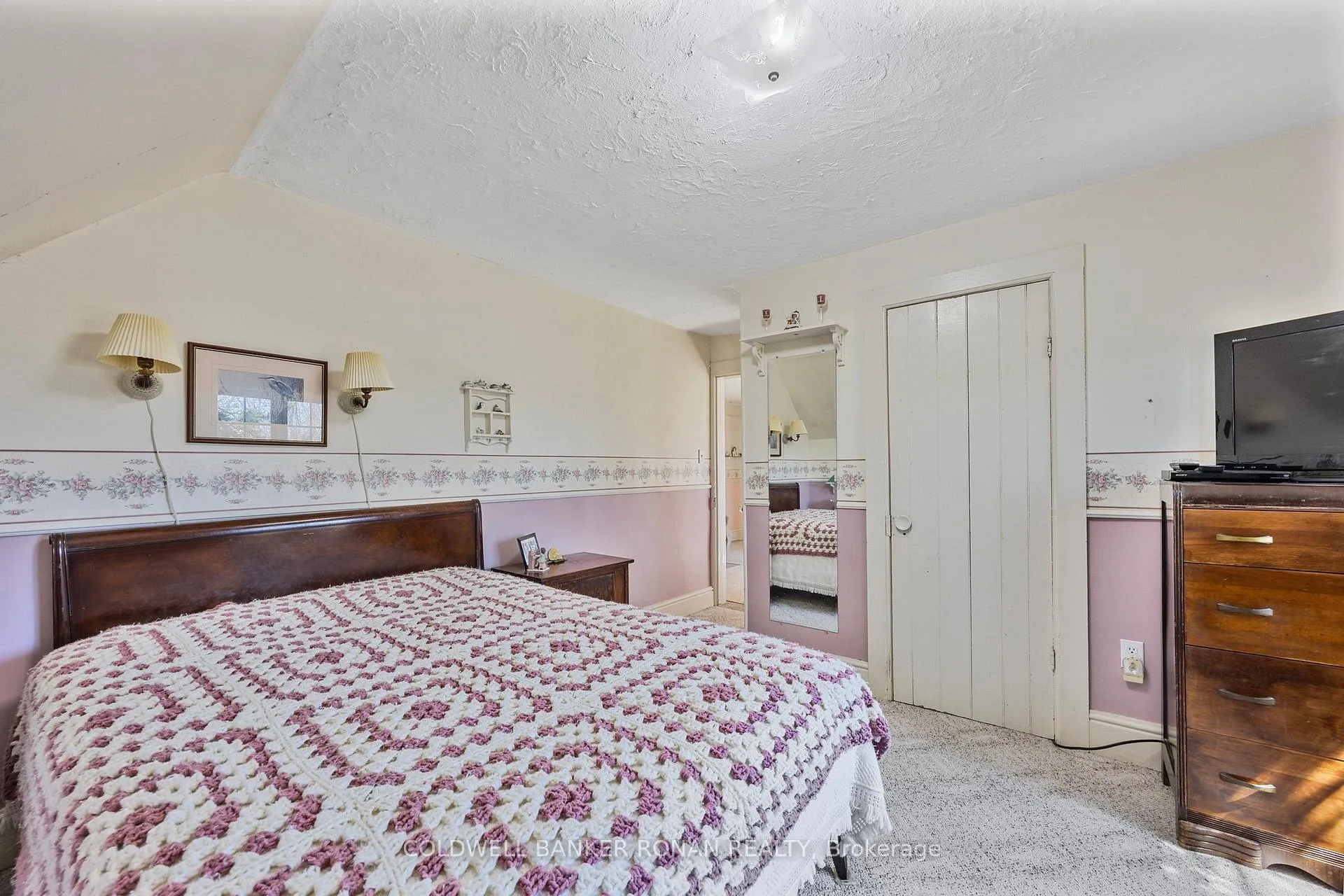 Photo 19 of 5118 Concession Rd 7 Sunnidale, Clearview, Rural Clearview — HOMEH