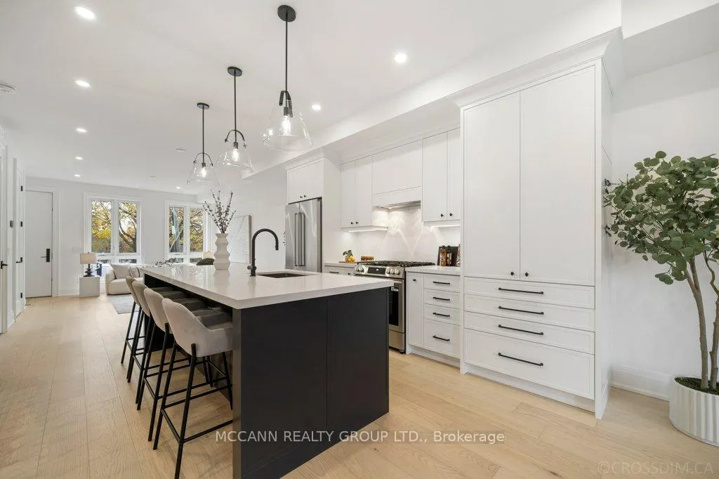Photo 10 of 72 Woburn Avenue, Toronto, Lawrence Park North — HOMEH