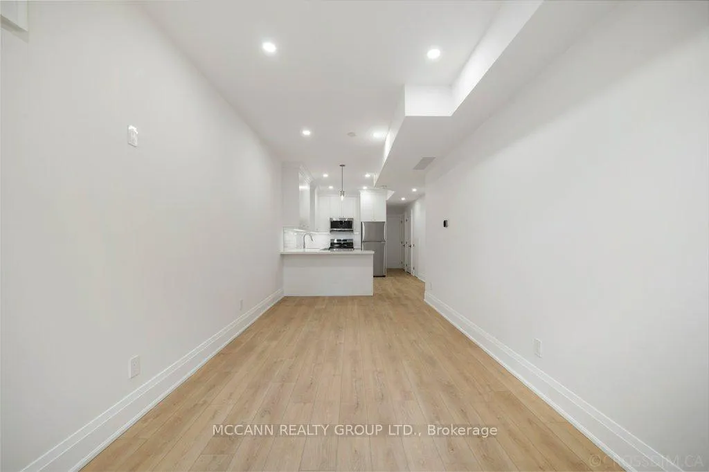 Photo 32 of 72 Woburn Avenue, Toronto, Lawrence Park North — HOMEH