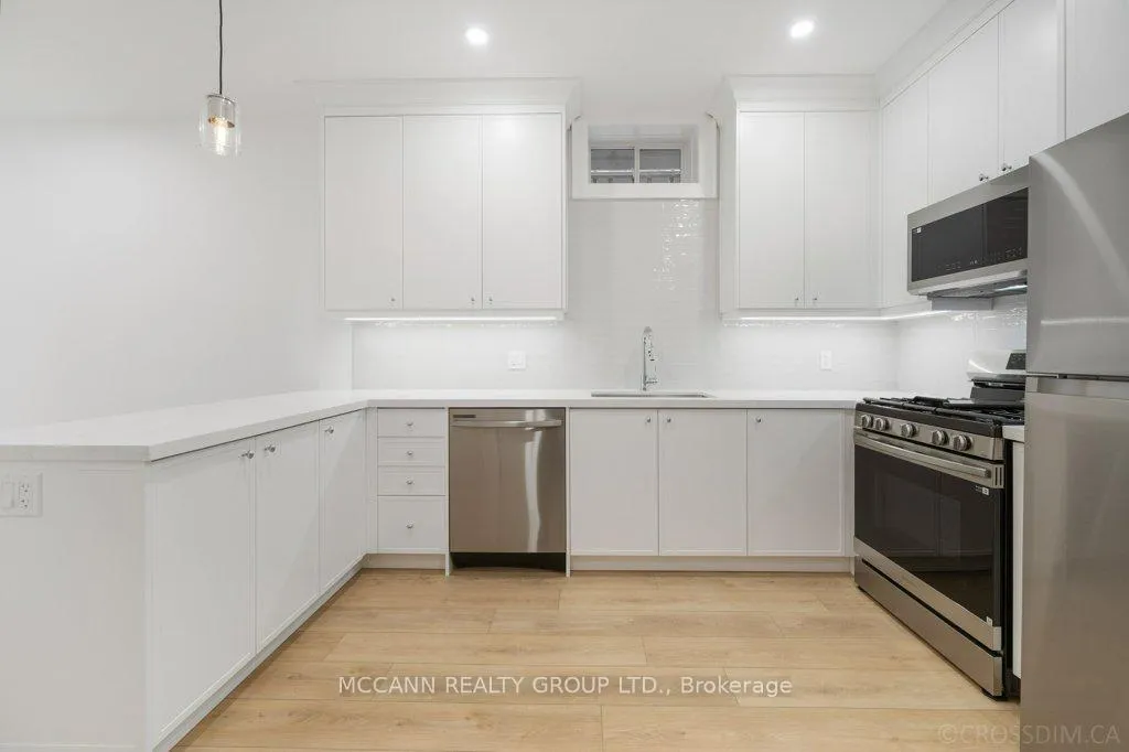 Photo 36 of 72 Woburn Avenue, Toronto, Lawrence Park North — HOMEH
