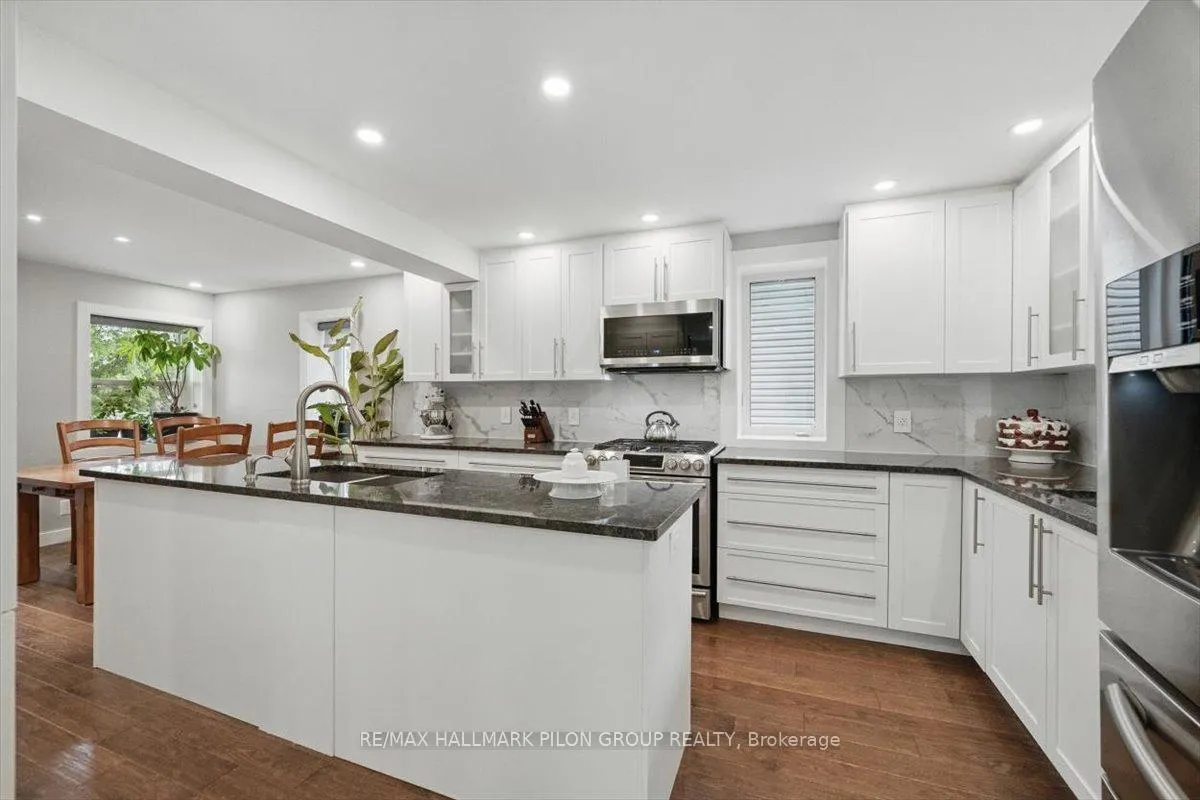 Photo 4 of 84 Eastpark Drive, Ottawa, Blackburn Hamlet — HOMEH