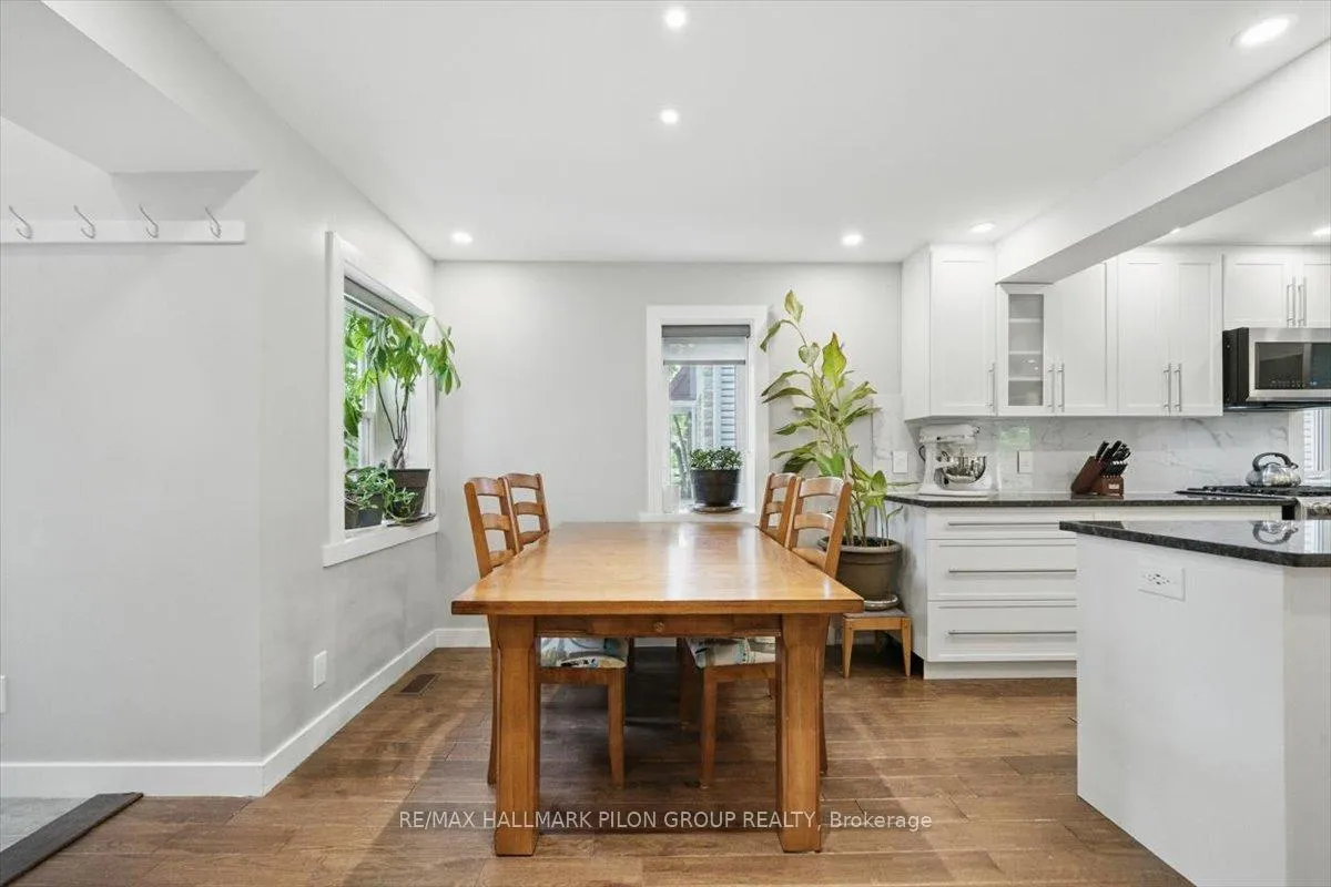Photo 7 of 84 Eastpark Drive, Ottawa, Blackburn Hamlet — HOMEH