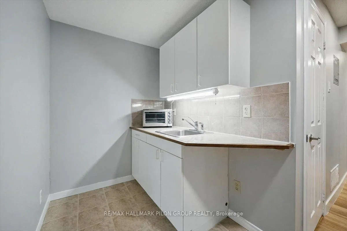 Photo 21 of 84 Eastpark Drive, Ottawa, Blackburn Hamlet — HOMEH