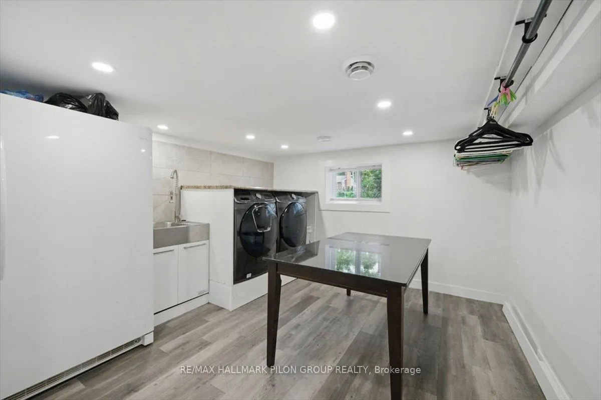 Photo 24 of 84 Eastpark Drive, Ottawa, Blackburn Hamlet — HOMEH