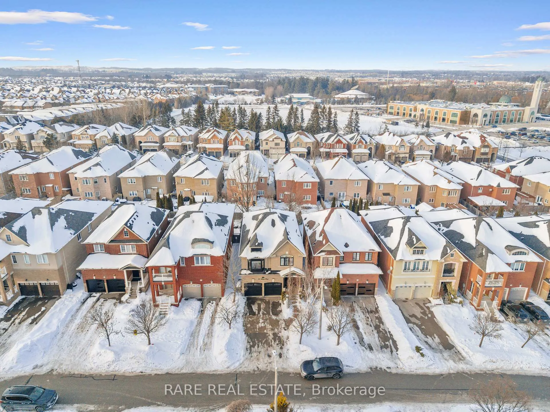 Photo 38 of 32 Strauss Road, Vaughan, Patterson — HOMEH