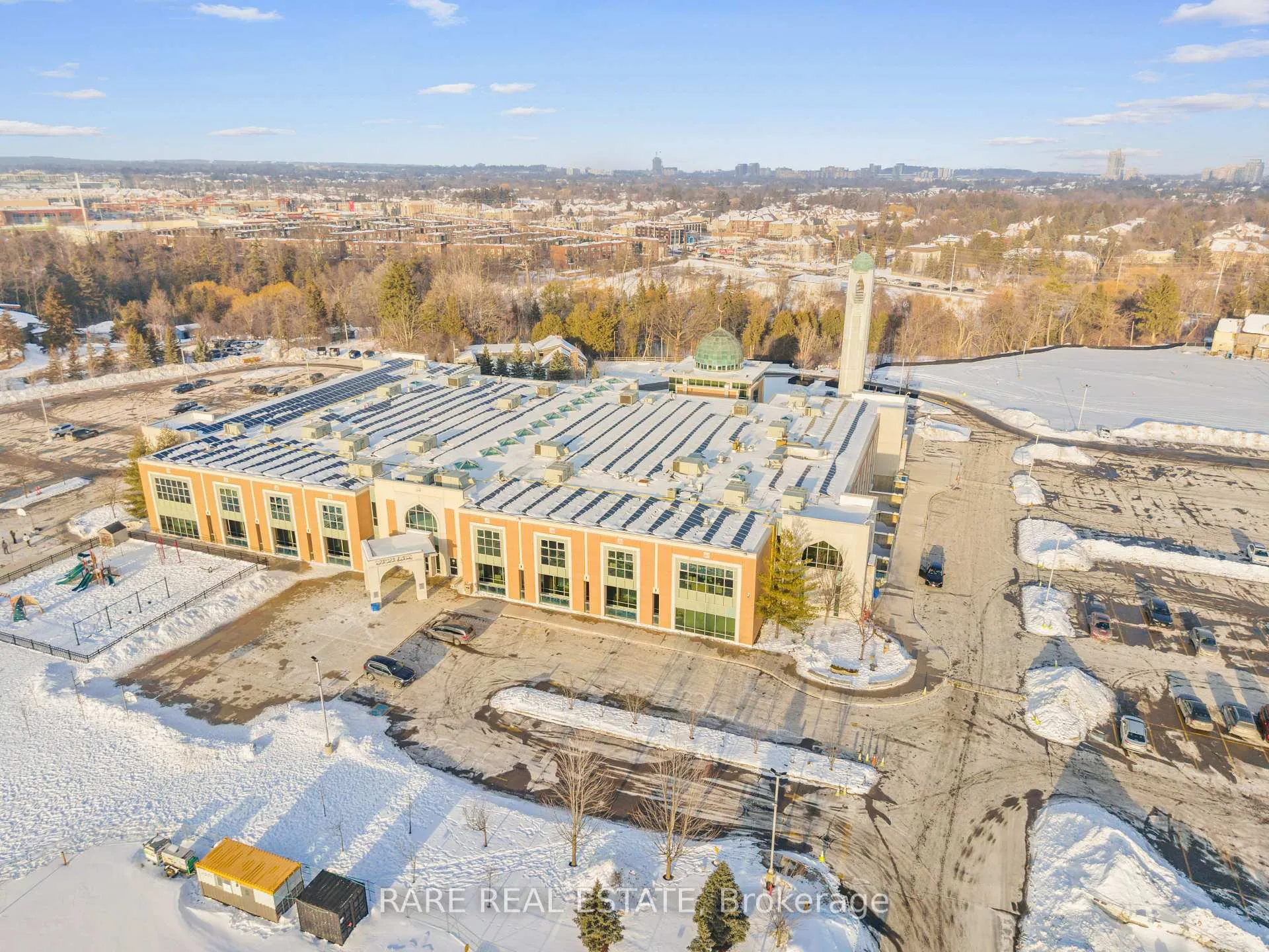 Photo 40 of 32 Strauss Road, Vaughan, Patterson — HOMEH