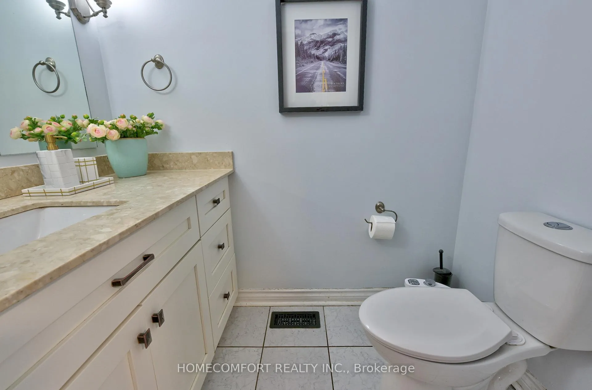 Photo 4 of 11 Old Wellington Street, Markham, Bullock — HOMEH