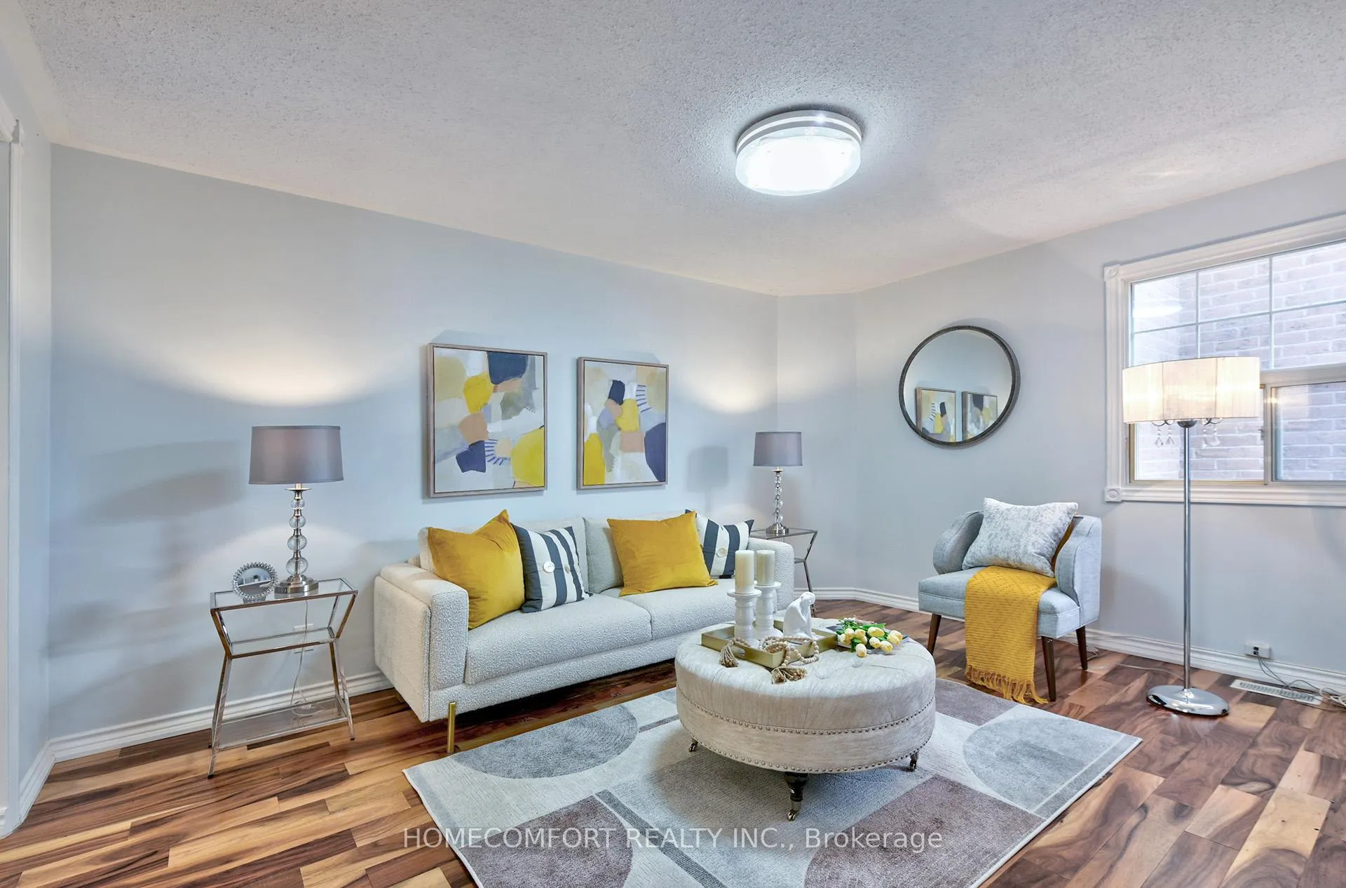 Photo 5 of 11 Old Wellington Street, Markham, Bullock — HOMEH
