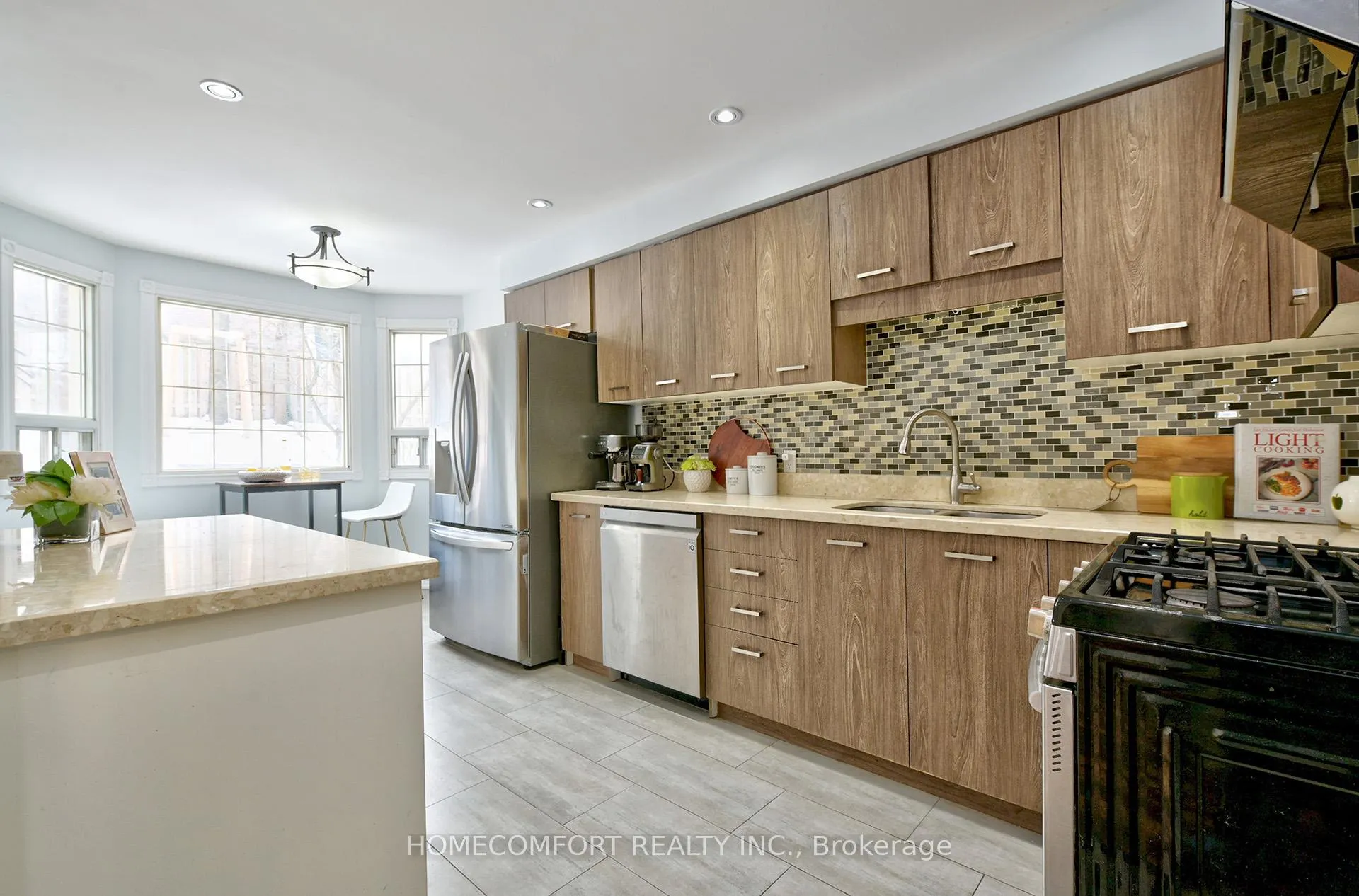 Photo 12 of 11 Old Wellington Street, Markham, Bullock — HOMEH