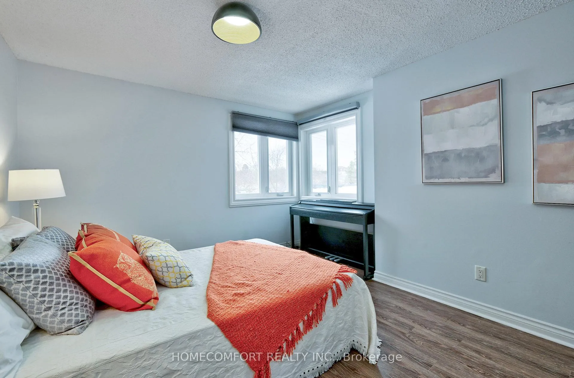 Photo 24 of 11 Old Wellington Street, Markham, Bullock — HOMEH