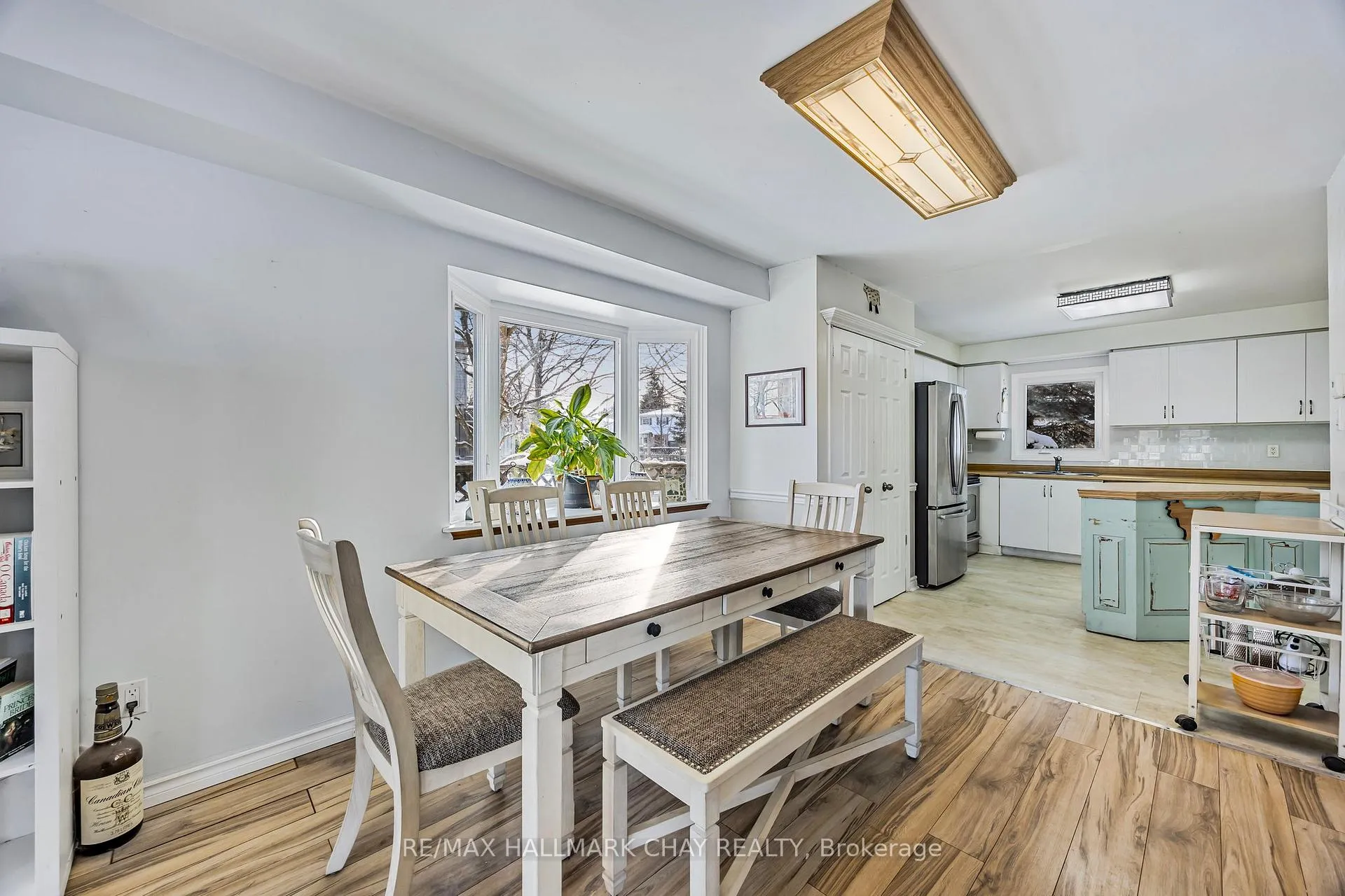 Photo 10 of 23 Metcalf Crescent, New Tecumseth, Tottenham — HOMEH