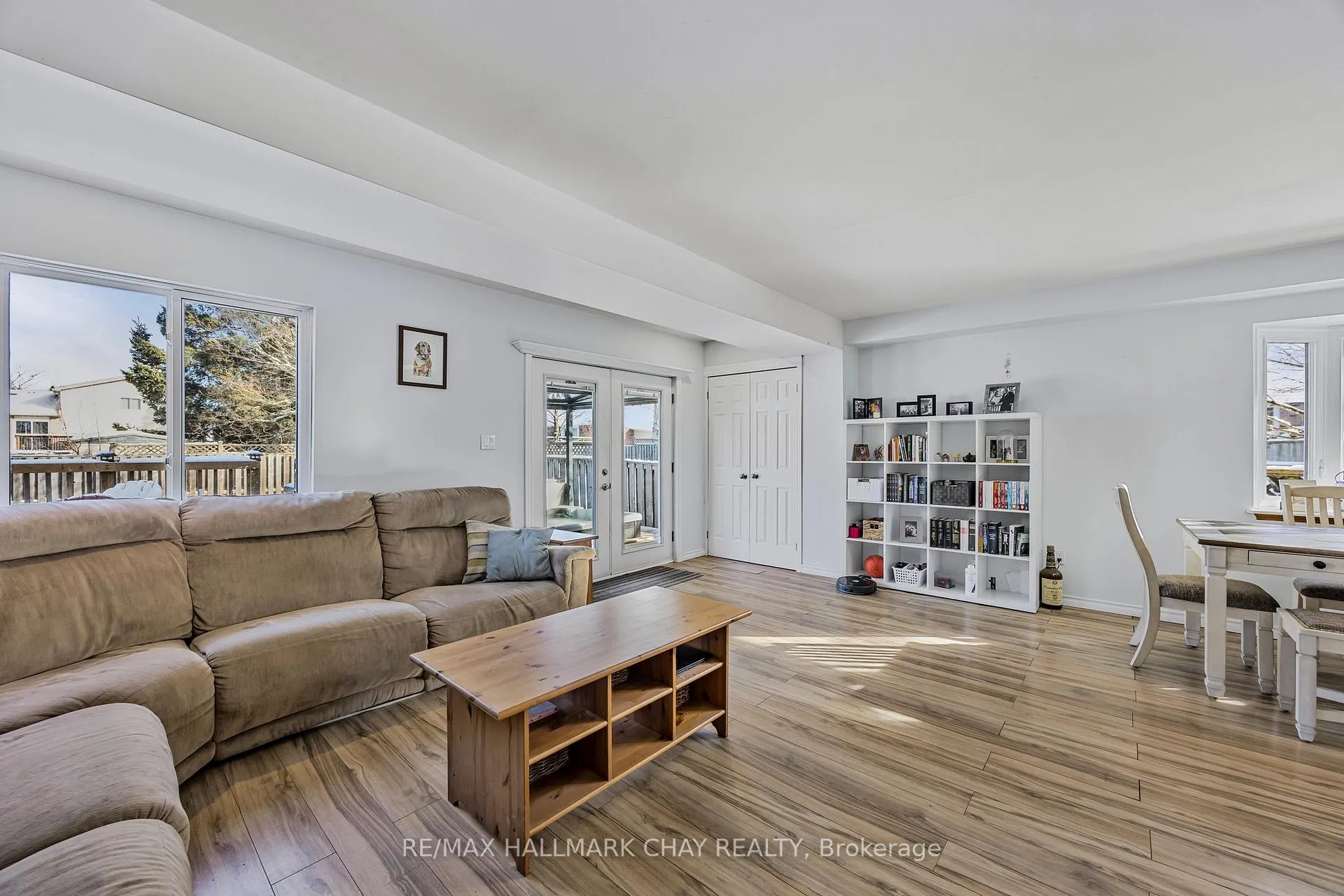 Photo 13 of 23 Metcalf Crescent, New Tecumseth, Tottenham — HOMEH