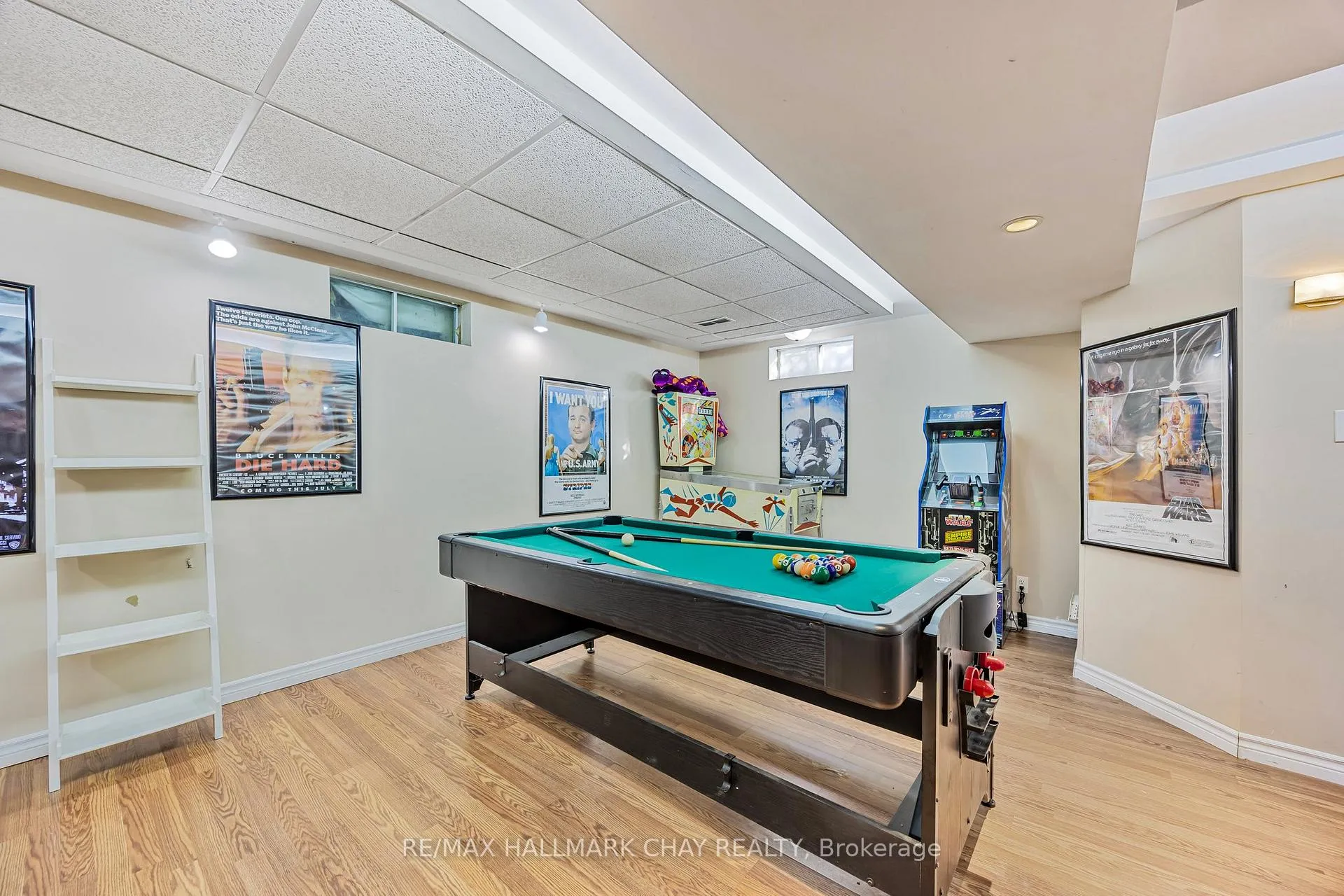 Photo 25 of 23 Metcalf Crescent, New Tecumseth, Tottenham — HOMEH