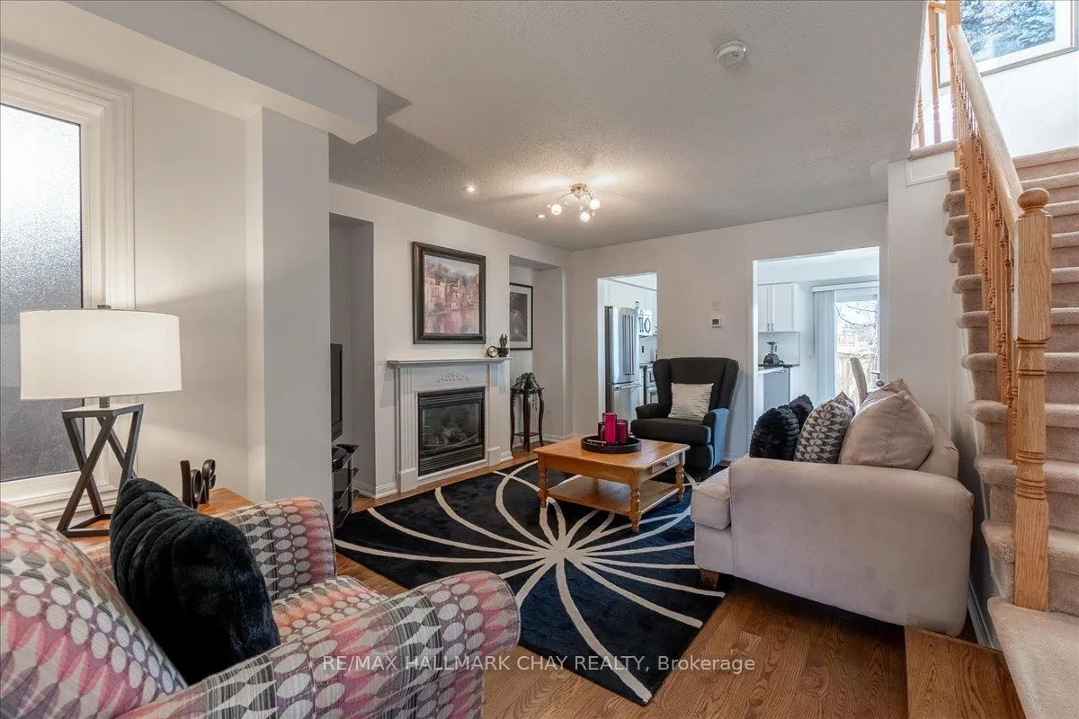 Photo 7 of 51 Winchester Terrace, Barrie, Rural Barrie Southeast — HOMEH