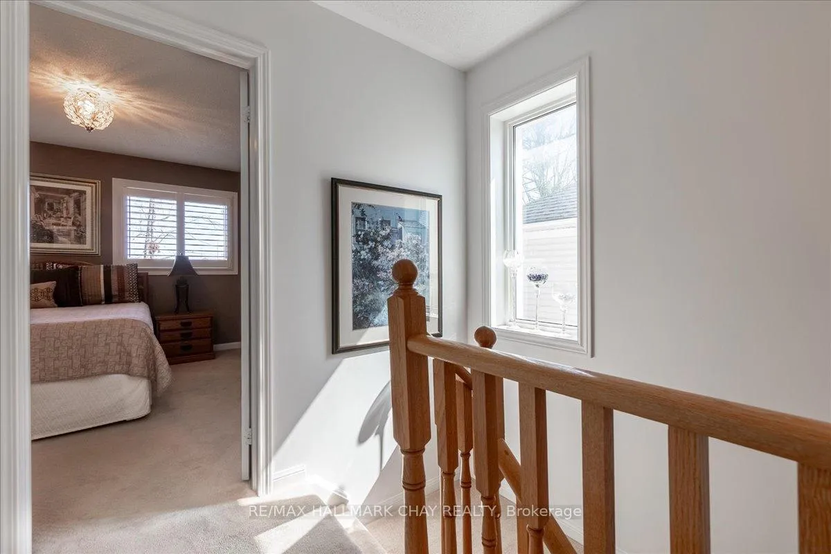 Photo 25 of 51 Winchester Terrace, Barrie, Rural Barrie Southeast — HOMEH