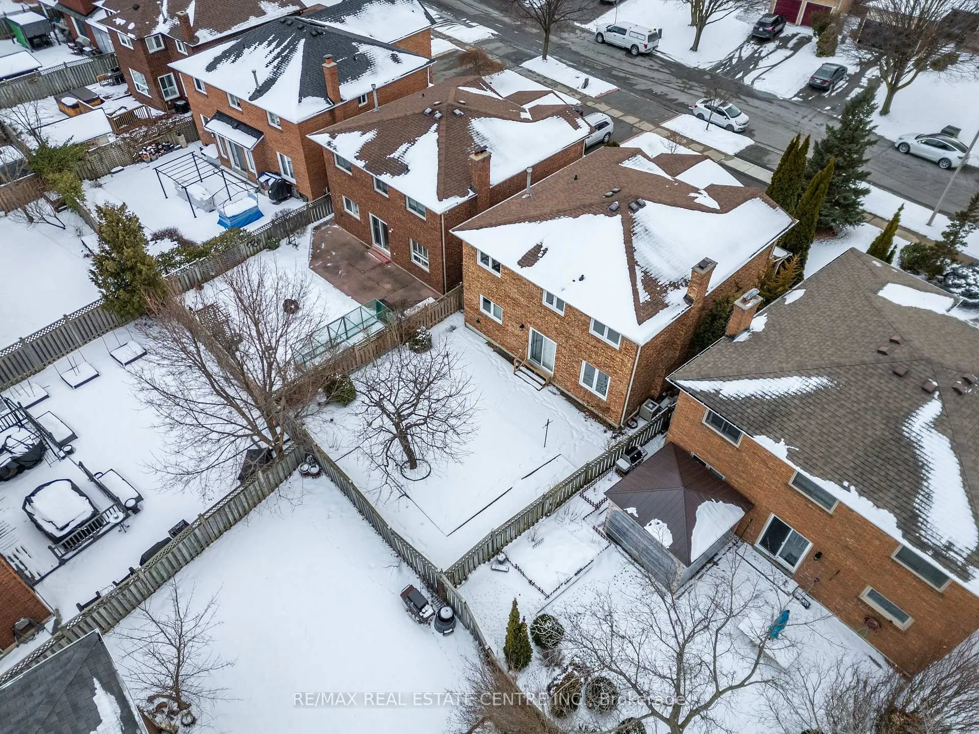 Photo 30 of 55 Swanage Drive, Vaughan, Maple — HOMEH