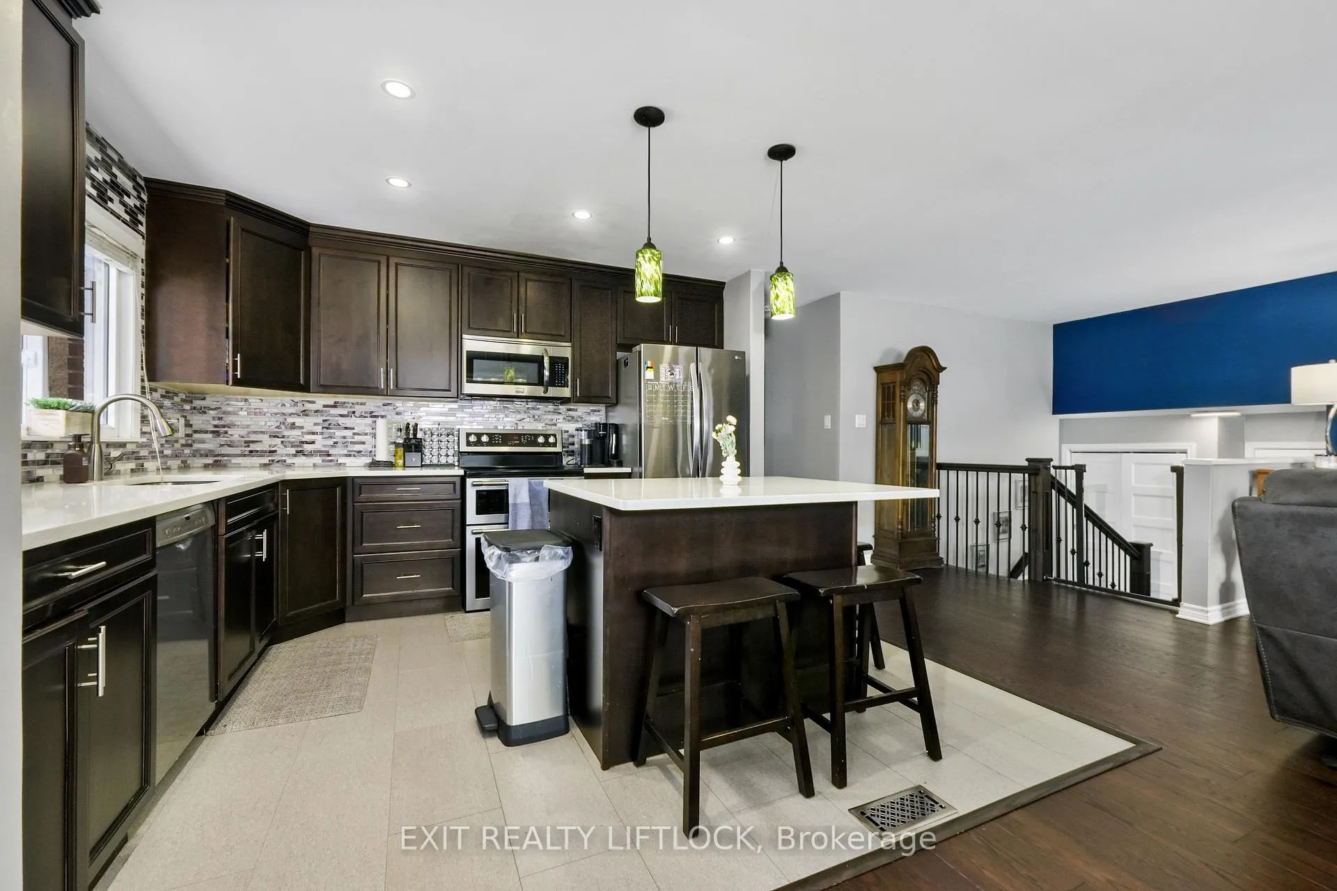 Photo 11 of 1856 Mapleridge Drive, Peterborough, Monaghan Ward 2 — HOMEH