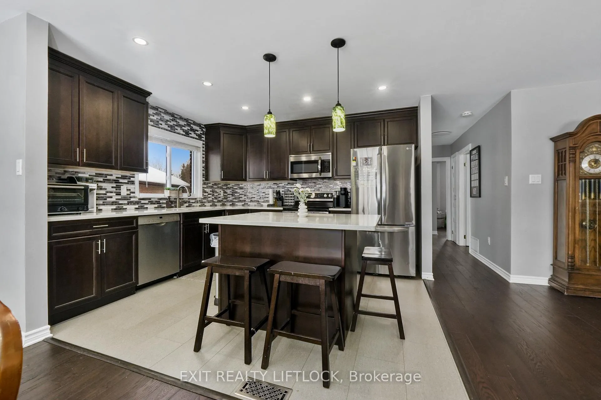 Photo 12 of 1856 Mapleridge Drive, Peterborough, Monaghan Ward 2 — HOMEH