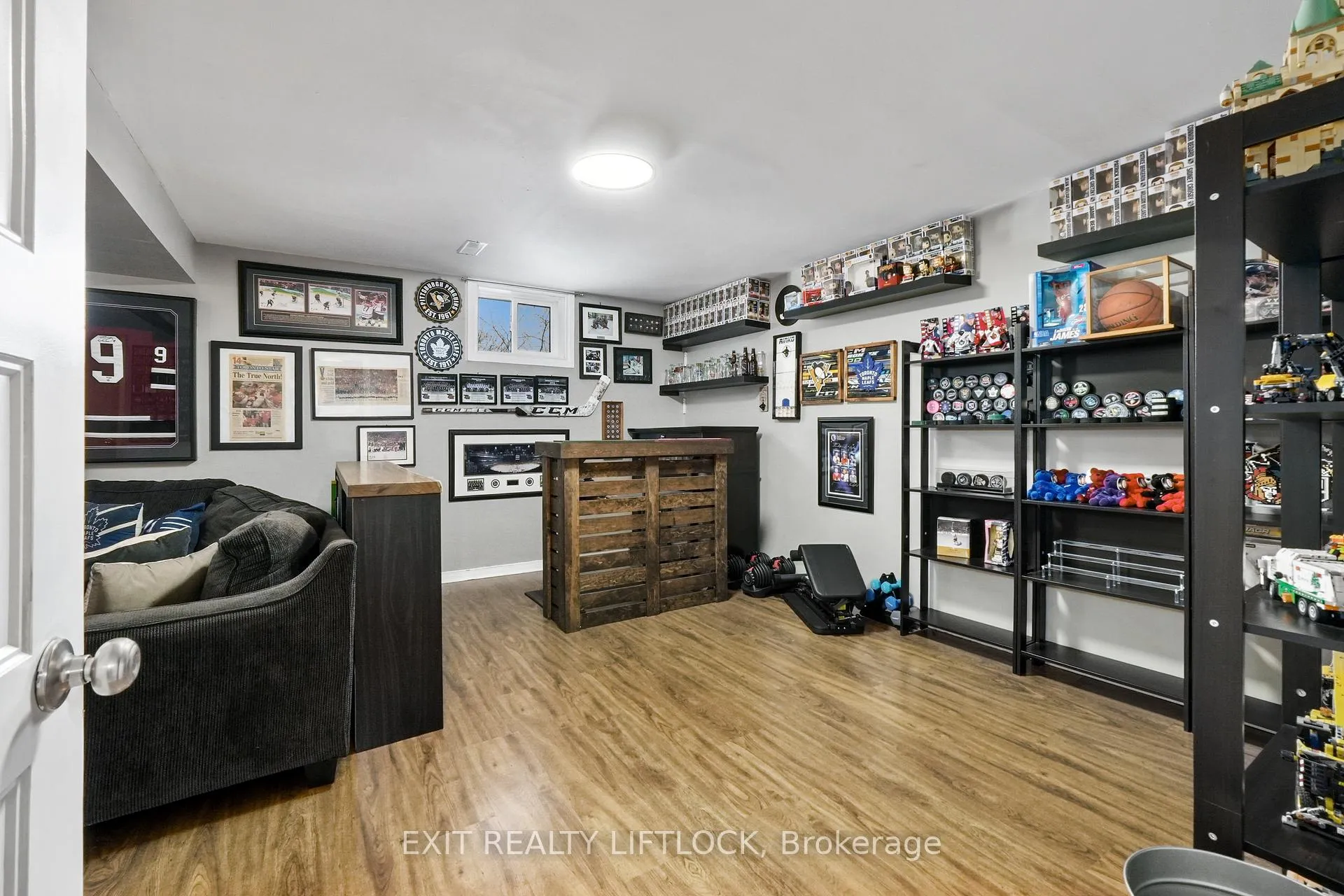 Photo 21 of 1856 Mapleridge Drive, Peterborough, Monaghan Ward 2 — HOMEH