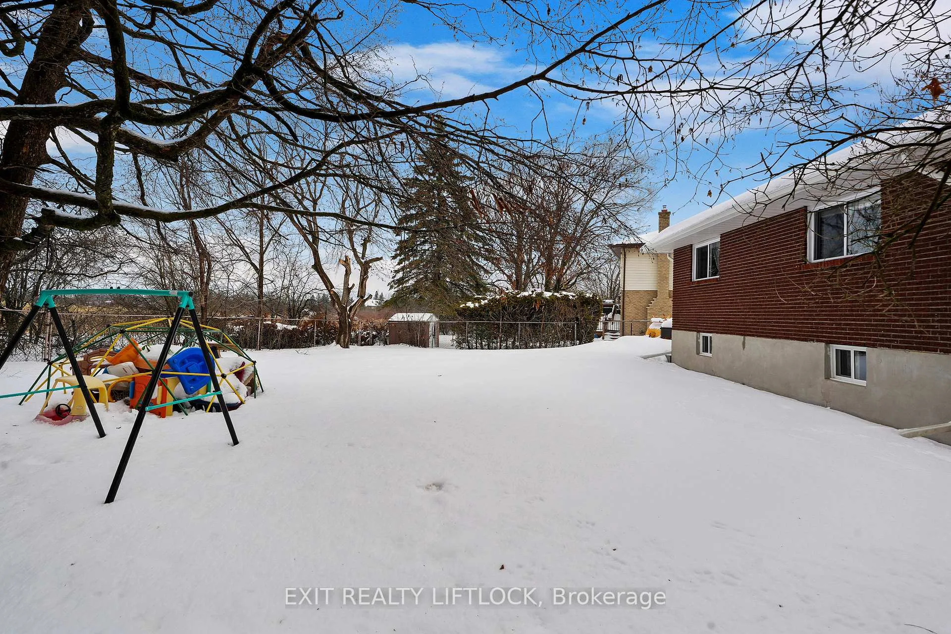 Photo 25 of 1856 Mapleridge Drive, Peterborough, Monaghan Ward 2 — HOMEH