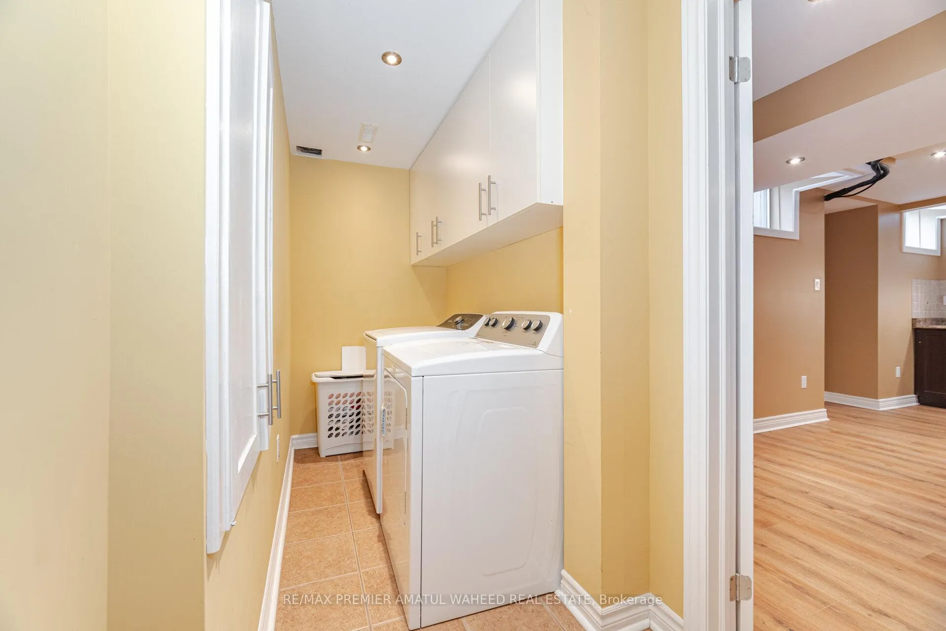 Photo 26 of 64 Madeira Avenue, Vaughan, Vellore Village — HOMEH
