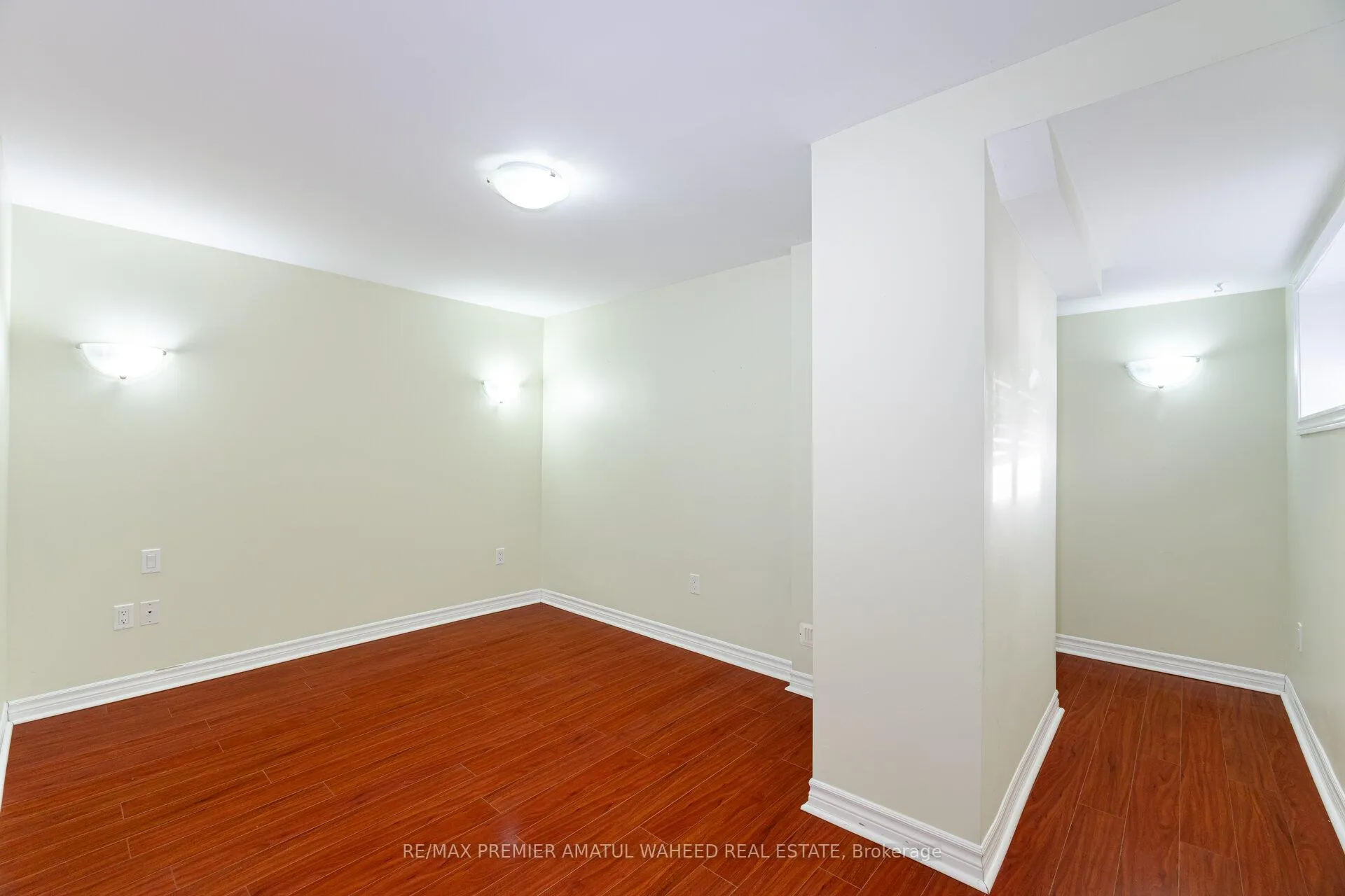Photo 31 of 64 Madeira Avenue, Vaughan, Vellore Village — HOMEH