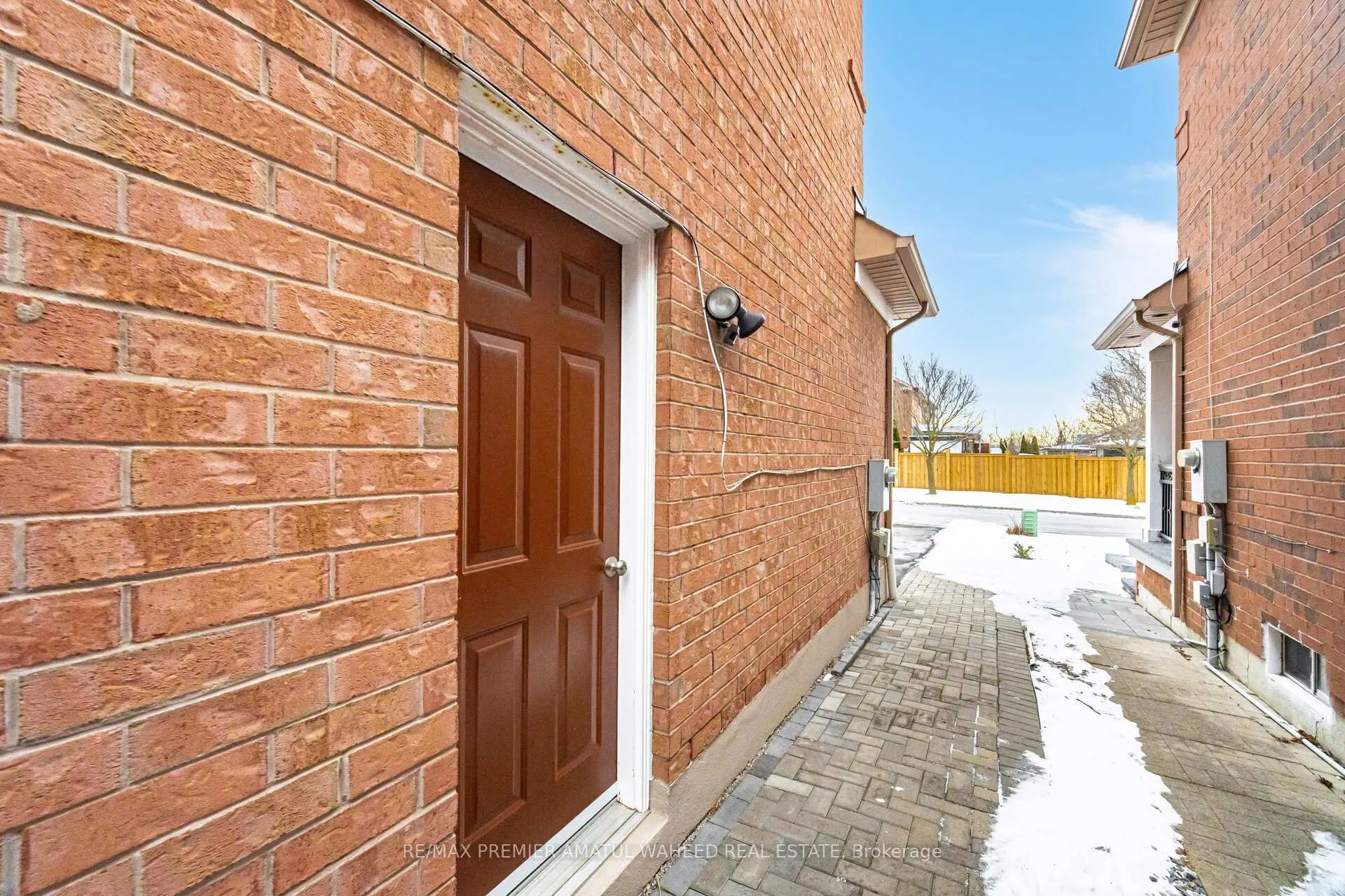 Photo 37 of 64 Madeira Avenue, Vaughan, Vellore Village — HOMEH