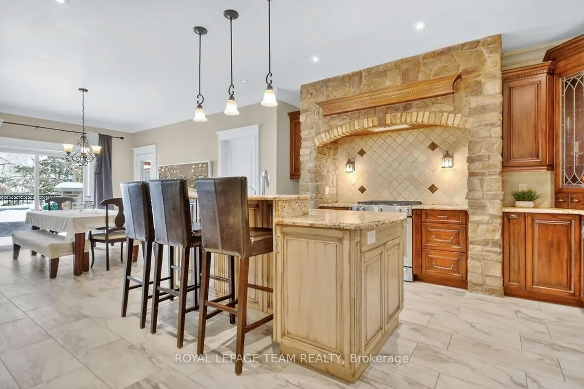 Photo 17 of 1269 South Beach Boulevard, Ottawa, Greely — HOMEH