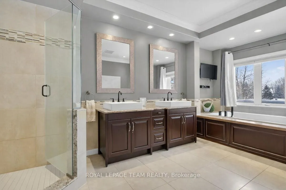 Photo 24 of 1269 South Beach Boulevard, Ottawa, Greely — HOMEH