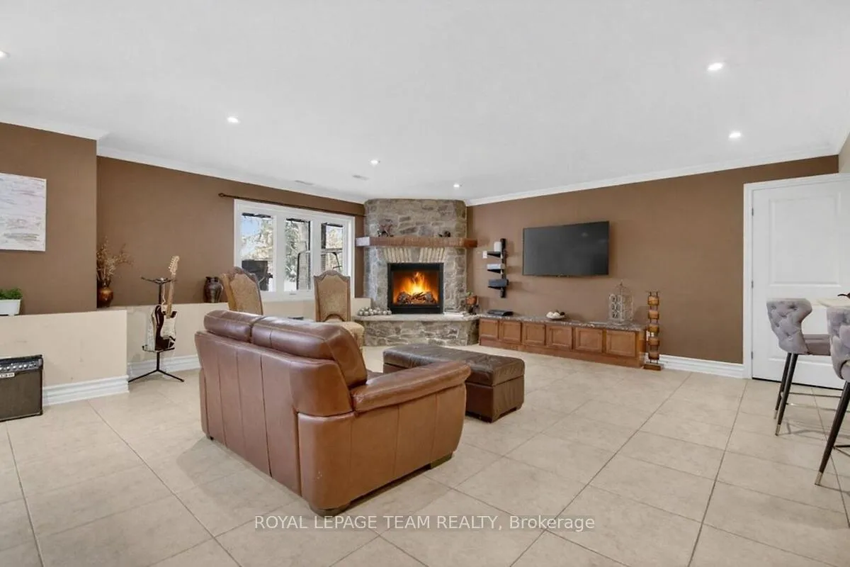 Photo 31 of 1269 South Beach Boulevard, Ottawa, Greely — HOMEH