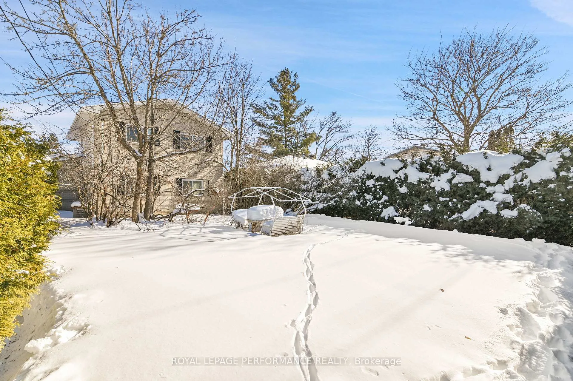 Photo 23 of 2194 Haig Drive, Ottawa, Elmvale Acres — HOMEH