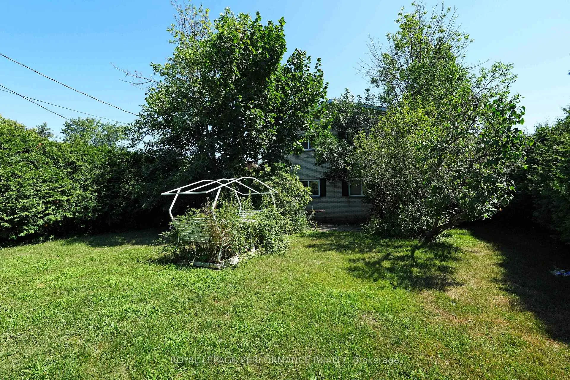 Photo 25 of 2194 Haig Drive, Ottawa, Elmvale Acres — HOMEH