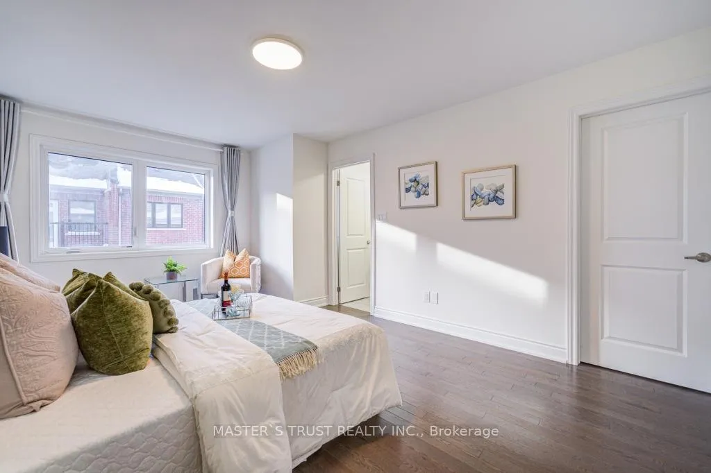 Photo 21 of 105 Lichfield Road, Markham, Unionville — HOMEH