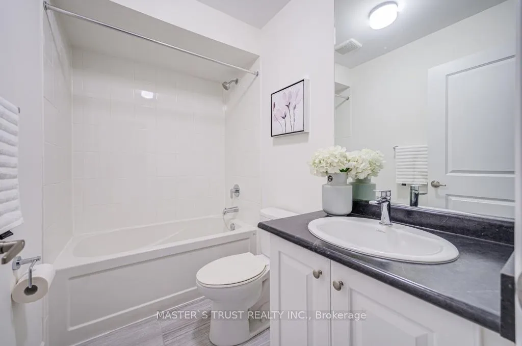 Photo 24 of 105 Lichfield Road, Markham, Unionville — HOMEH
