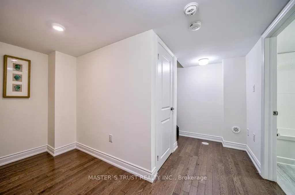 Photo 38 of 105 Lichfield Road, Markham, Unionville — HOMEH