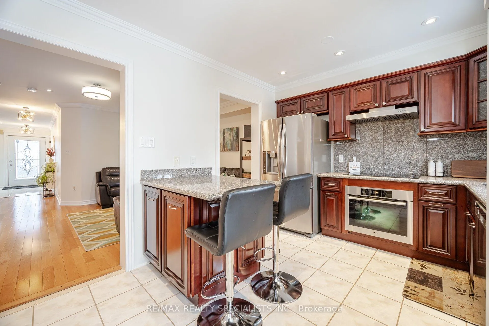 Photo 9 of 36 La Pinta Street, Vaughan, Vellore Village — HOMEH