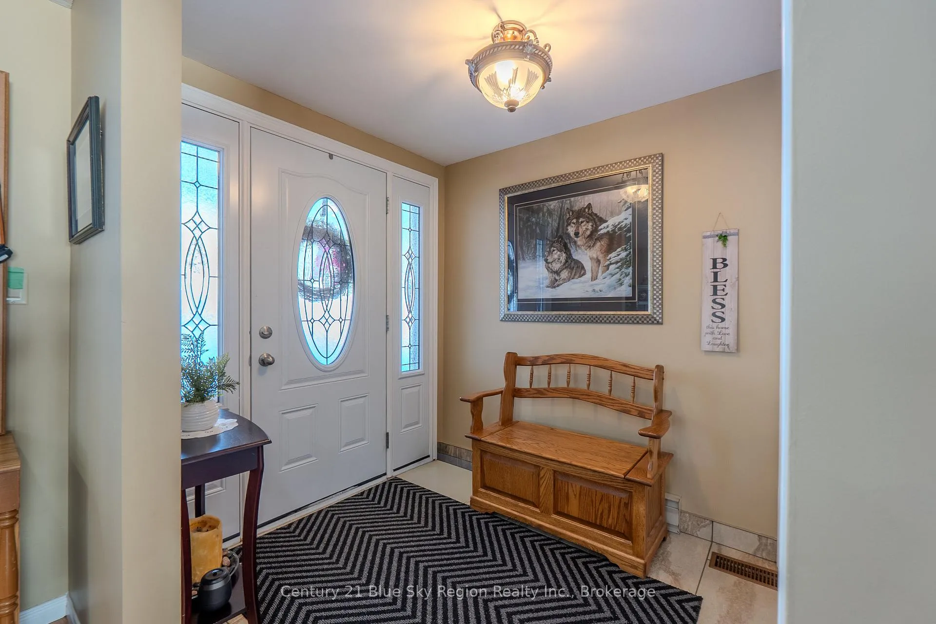 Photo 5 of 17 Sunrise Lane, Powassan — HOMEH