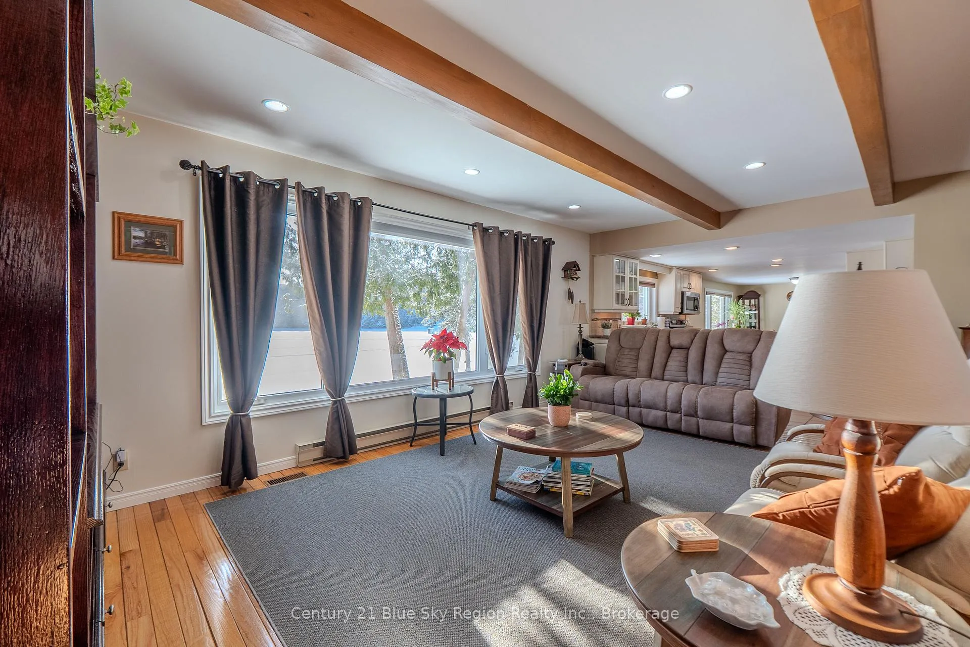 Photo 6 of 17 Sunrise Lane, Powassan — HOMEH