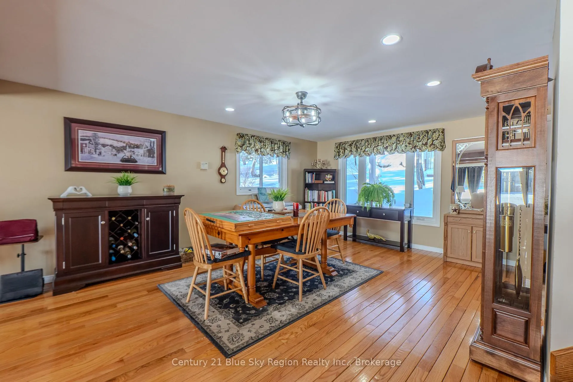 Photo 16 of 17 Sunrise Lane, Powassan — HOMEH