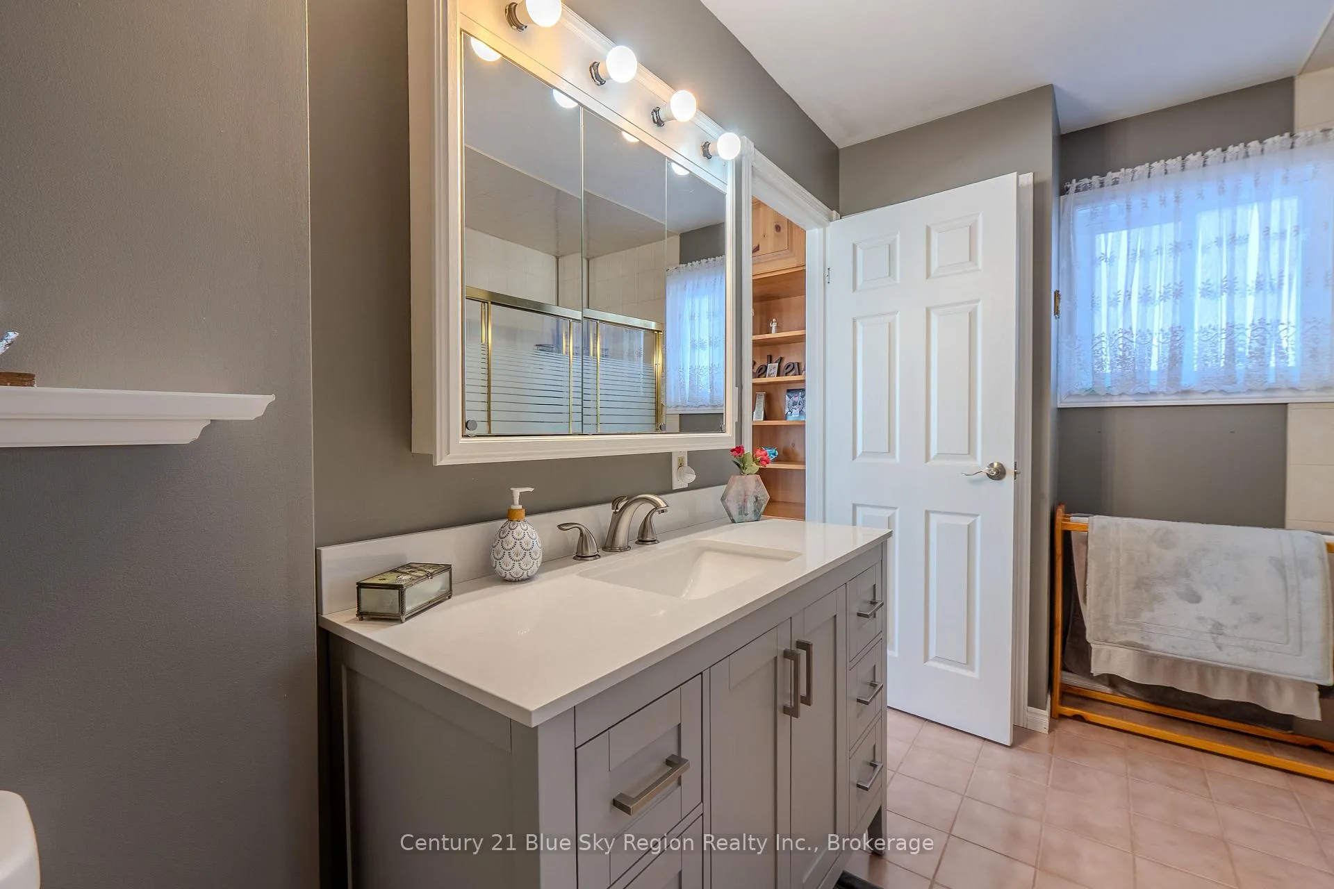 Photo 25 of 17 Sunrise Lane, Powassan — HOMEH