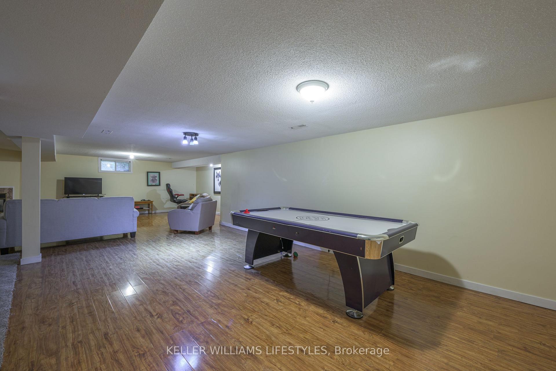 Photo 3 of 217 Centennial Avenue, Central Elgin, Rural Central Elgin — HOMEH
