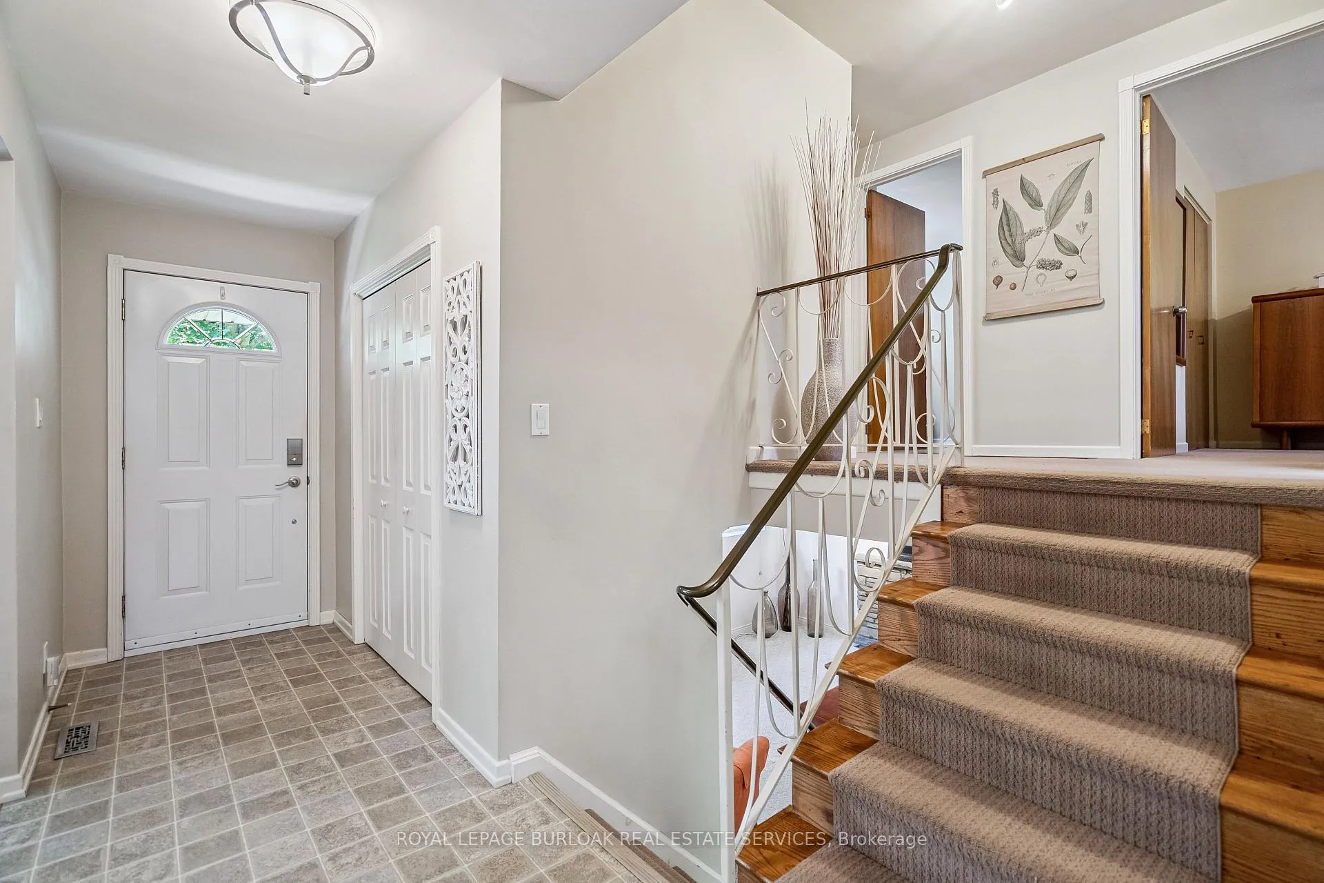 Photo 13 of 871 Francis Road, Burlington, LaSalle — HOMEH