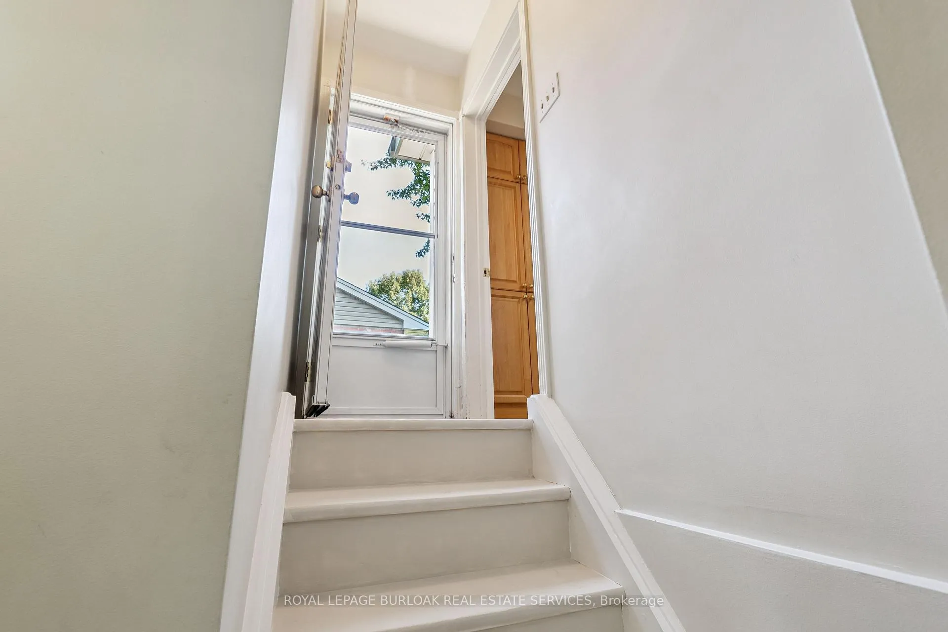 Photo 18 of 871 Francis Road, Burlington, LaSalle — HOMEH