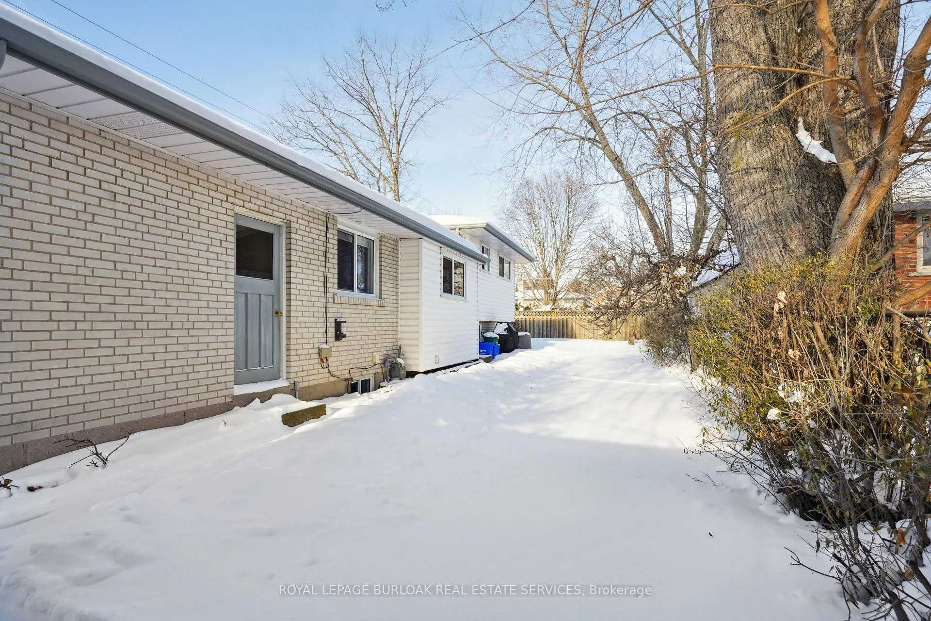 Photo 27 of 871 Francis Road, Burlington, LaSalle — HOMEH