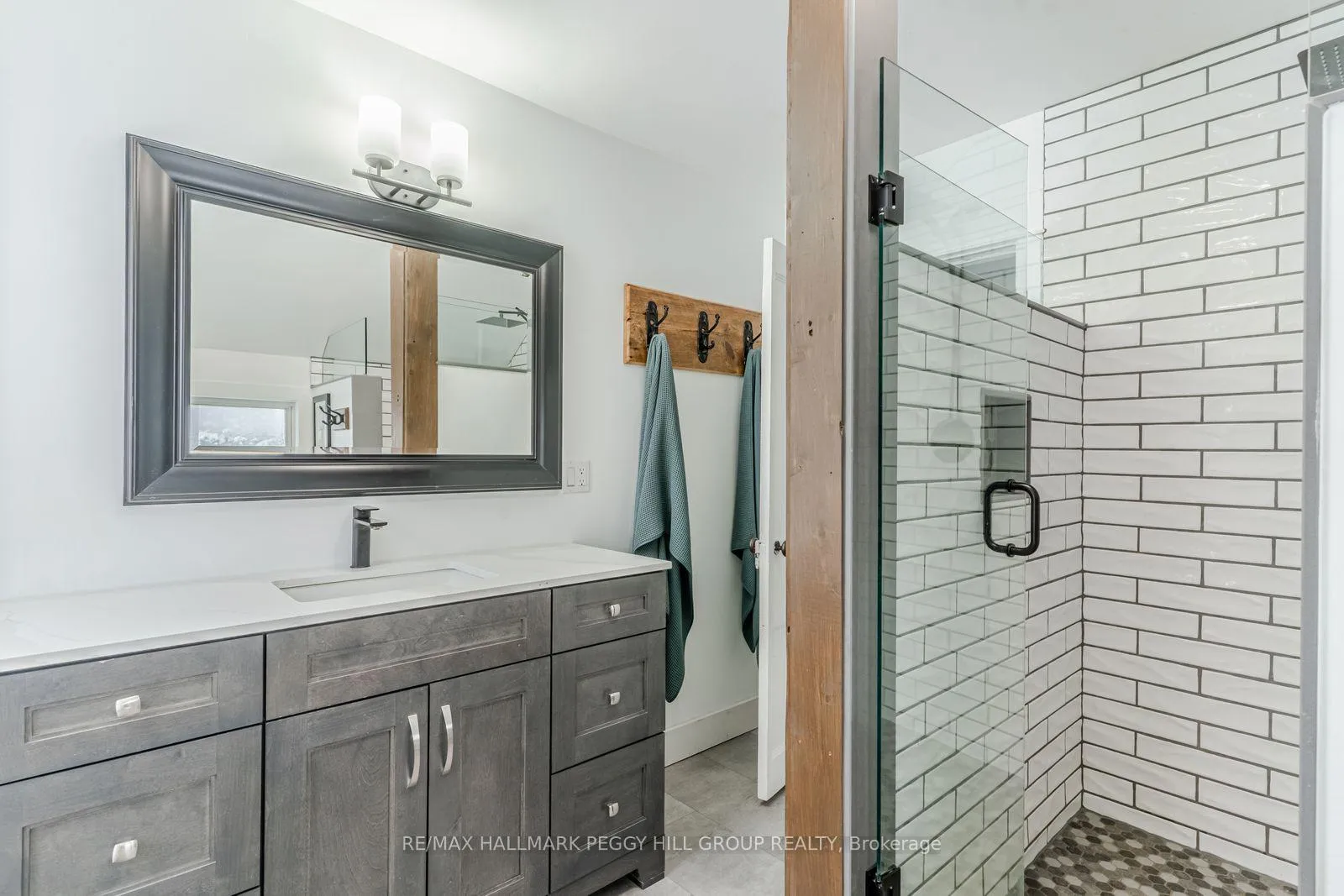 Photo 12 of 7196 26 Highway, Clearview, Stayner — HOMEH